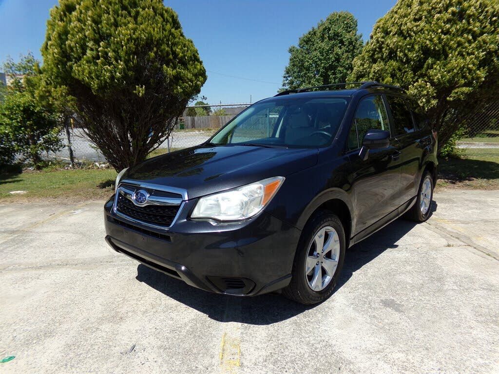 2015 SUBARU Forester