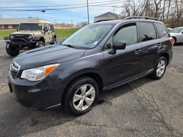 2015 SUBARU Forester