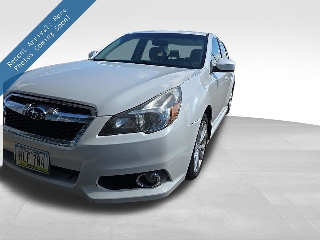 2013 SUBARU Legacy
