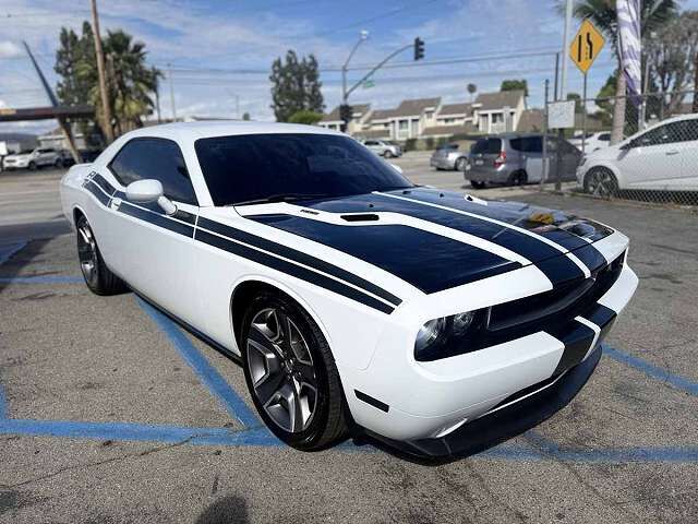 2013 DODGE Challenger