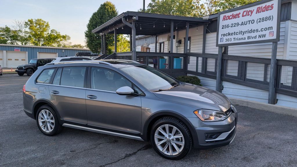 2017 VOLKSWAGEN Golf Alltrack