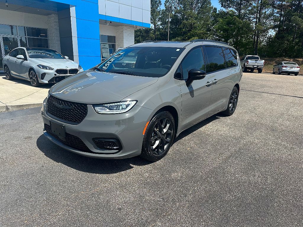 2025 CHRYSLER Pacifica