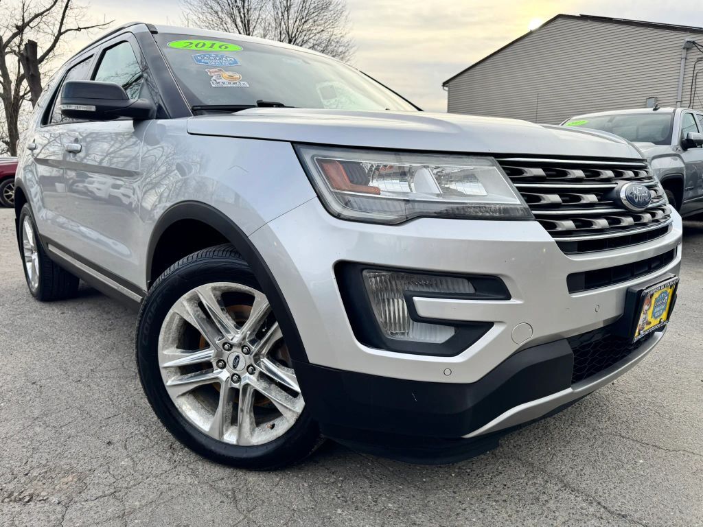 2016 FORD Explorer