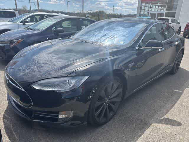 2015 TESLA Model S
