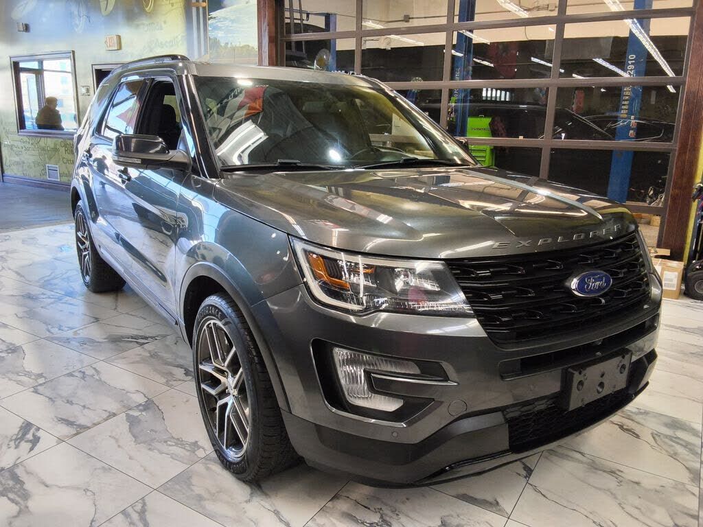 2017 FORD Explorer