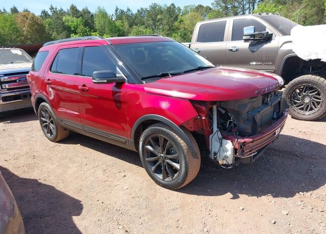 2018 FORD Explorer