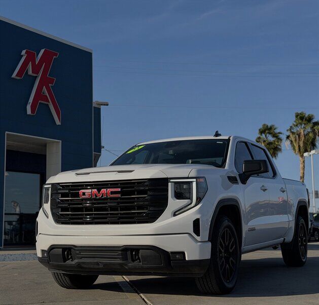 2023 GMC Sierra