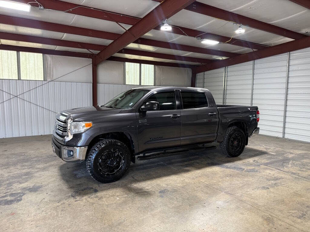 2017 TOYOTA Tundra