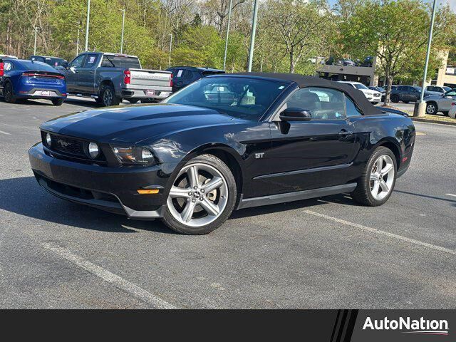2010 FORD Mustang