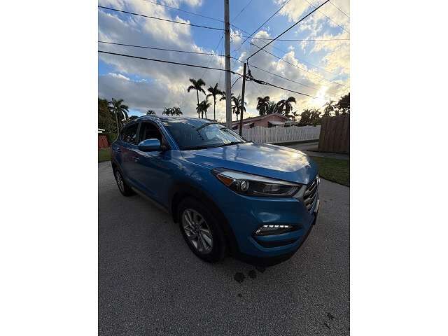 2017 HYUNDAI Tucson
