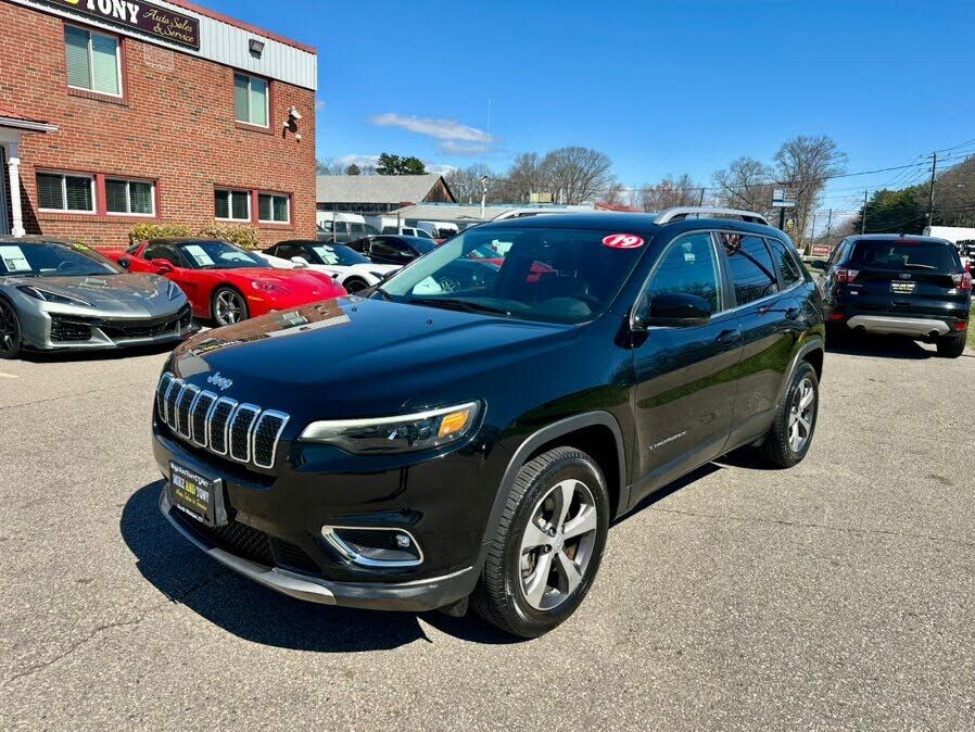 2019 JEEP Cherokee