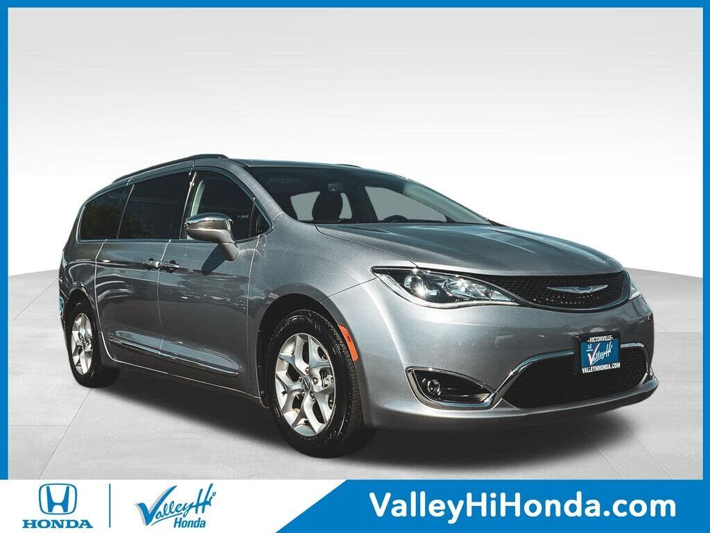 2019 CHRYSLER Pacifica