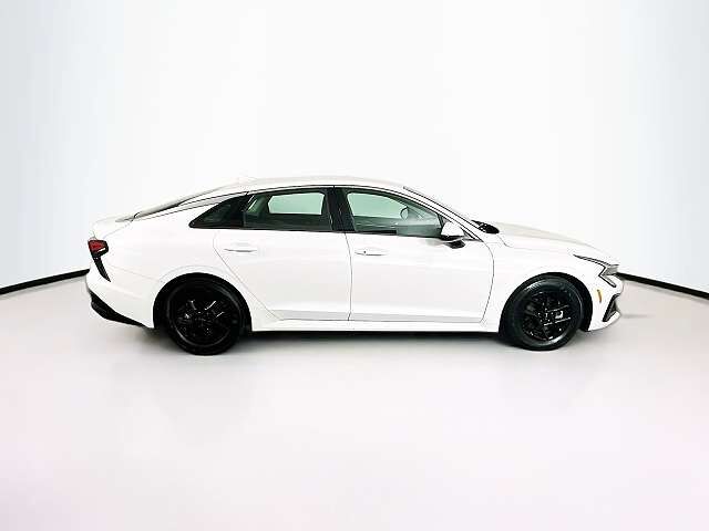 2025 KIA K5