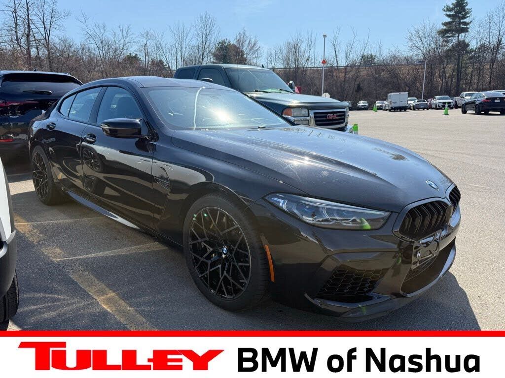 2024 BMW M8
