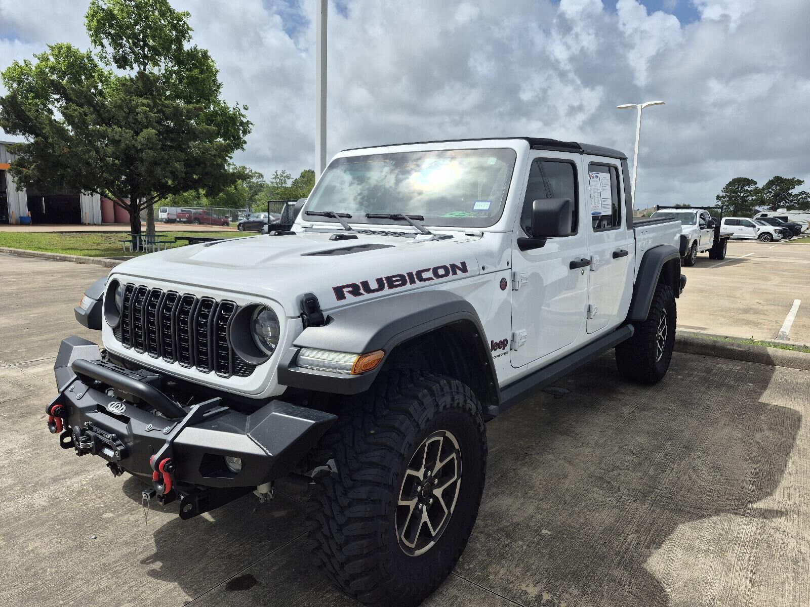 2024 JEEP Gladiator