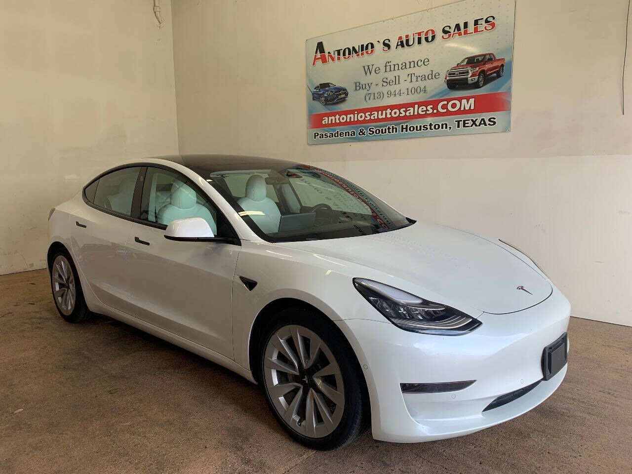 2021 TESLA Model 3