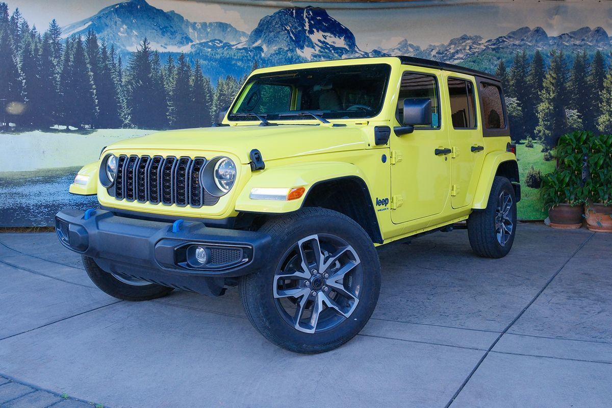 2024 JEEP Wrangler