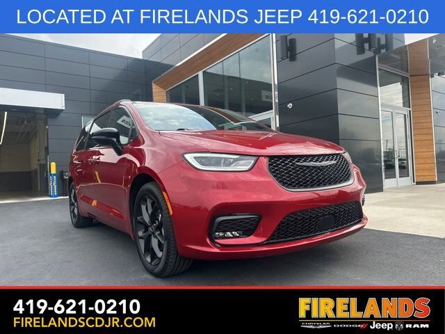 2024 CHRYSLER Pacifica