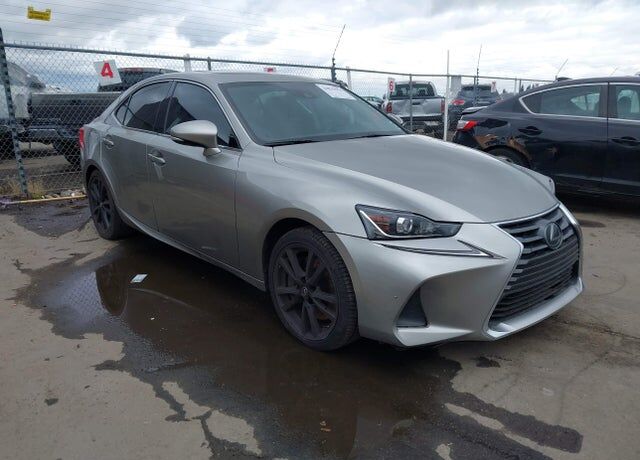 2018 LEXUS IS