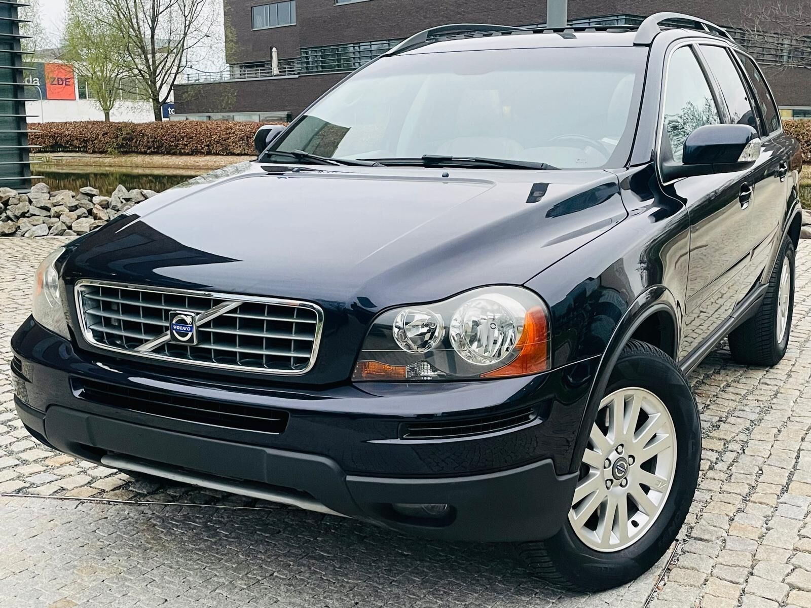2009 VOLVO XC90