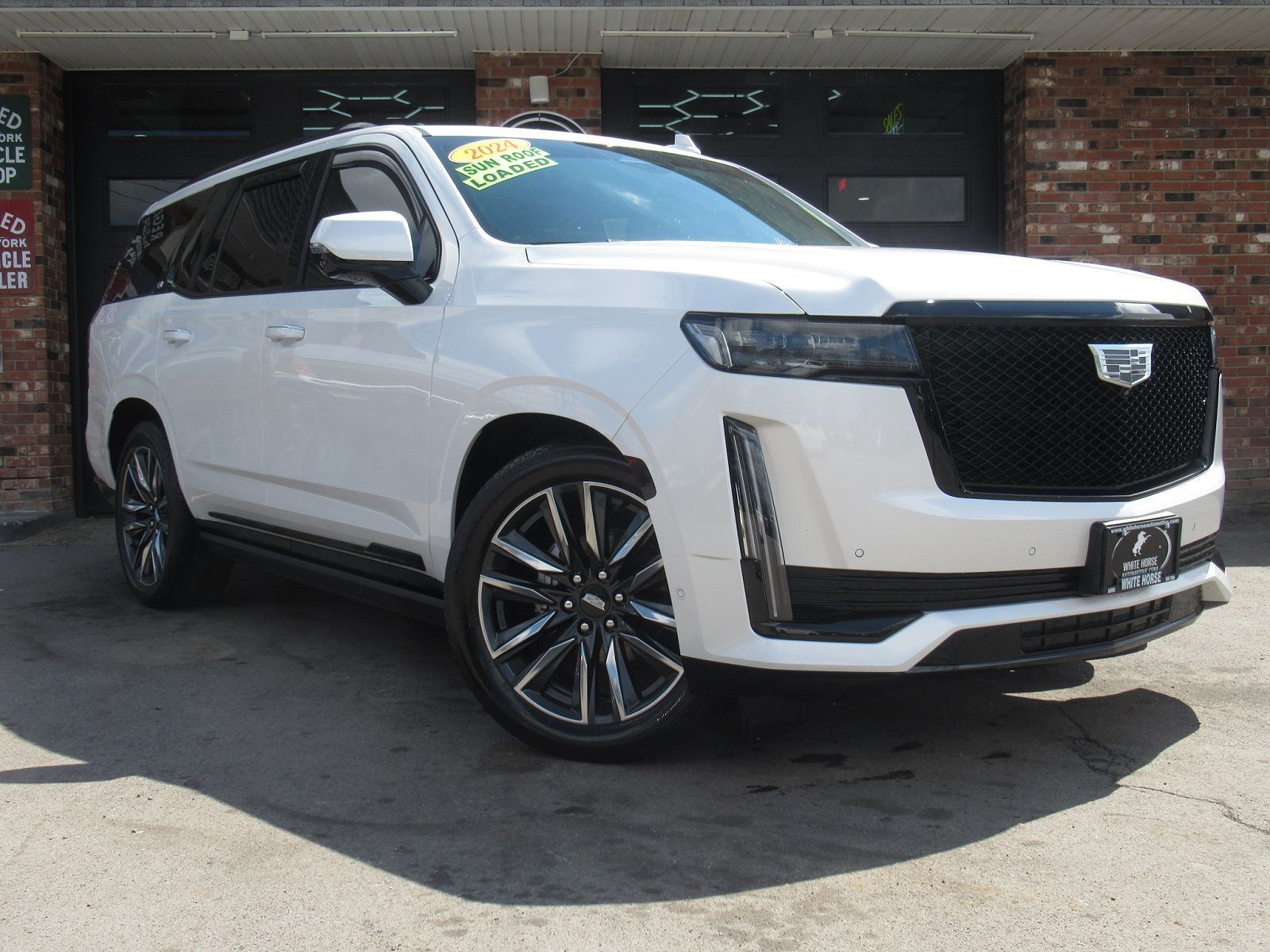 2024 CADILLAC Escalade