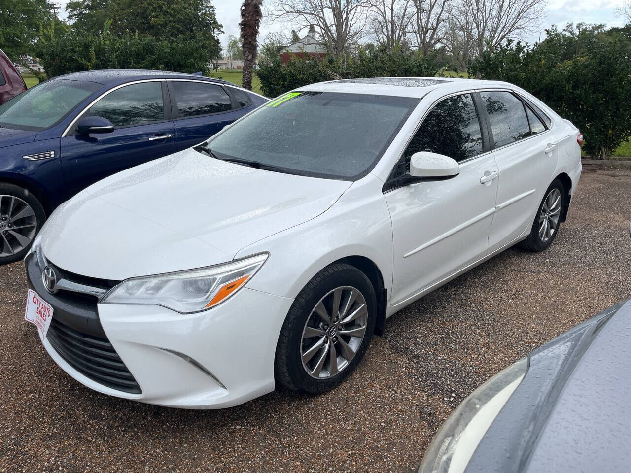 2017 TOYOTA Camry