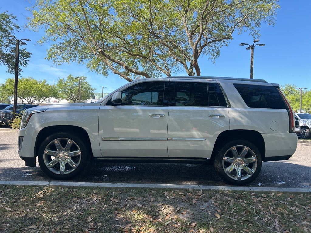 2019 CADILLAC Escalade