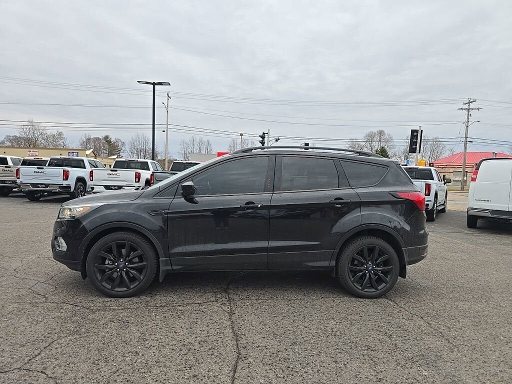 2019 FORD Escape