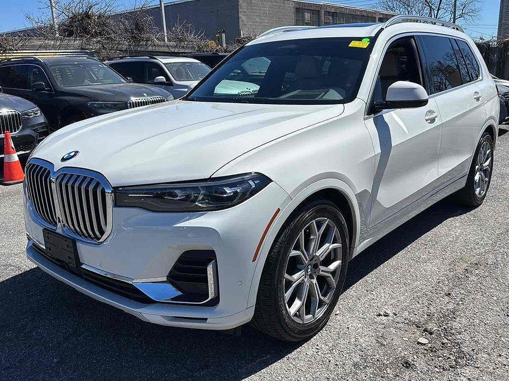 2022 BMW X7