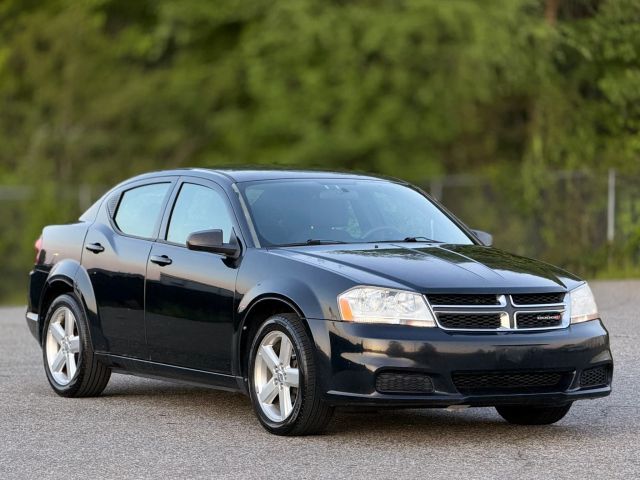 2013 DODGE Avenger