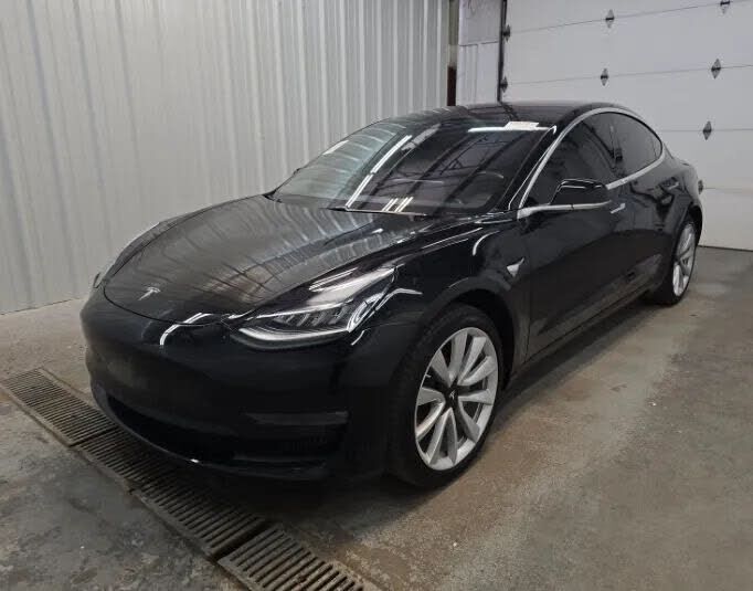 2018 TESLA Model 3