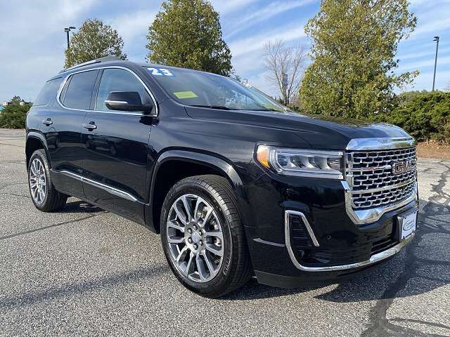 2023 GMC Acadia