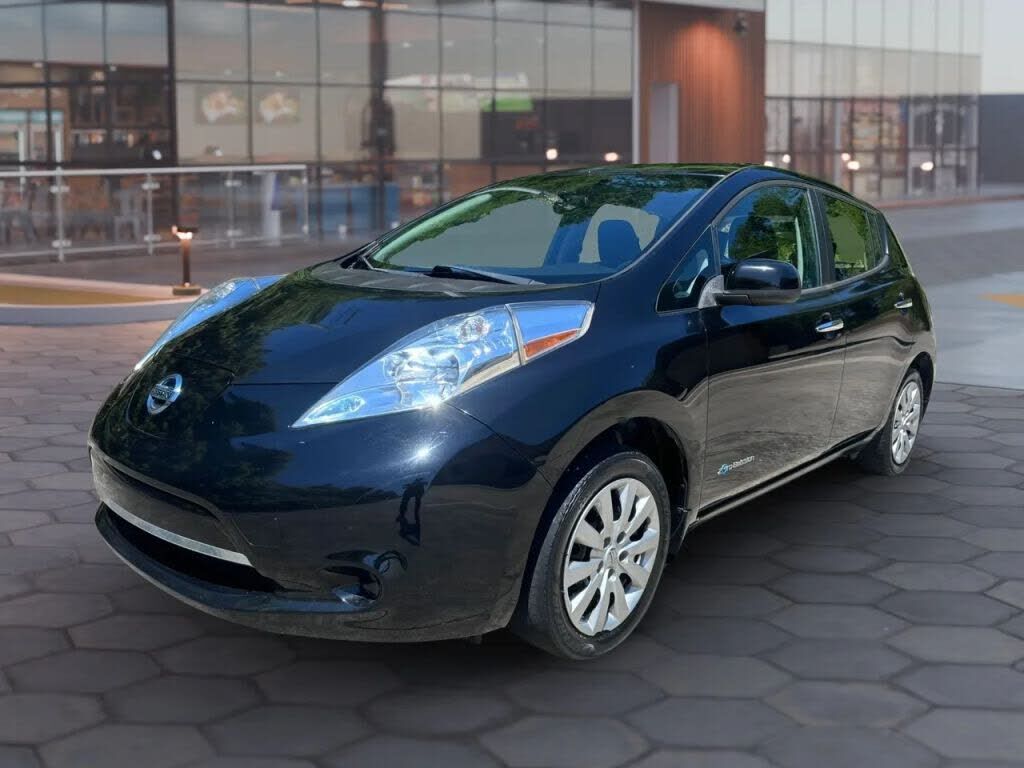 2015 NISSAN Leaf