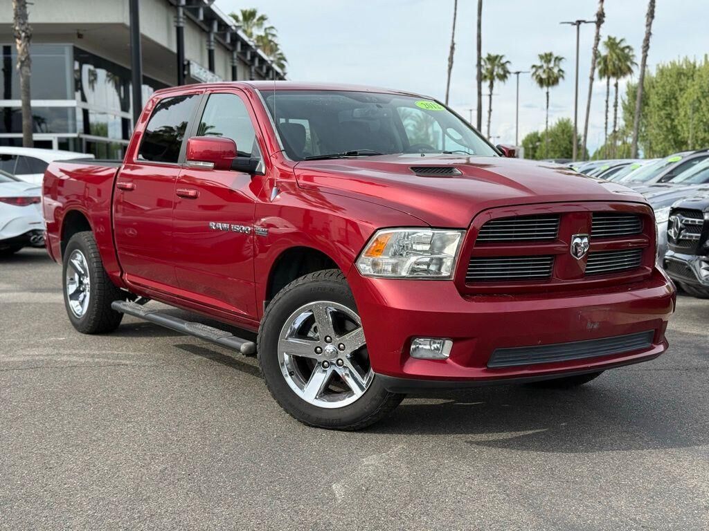 2012 DODGE Ram