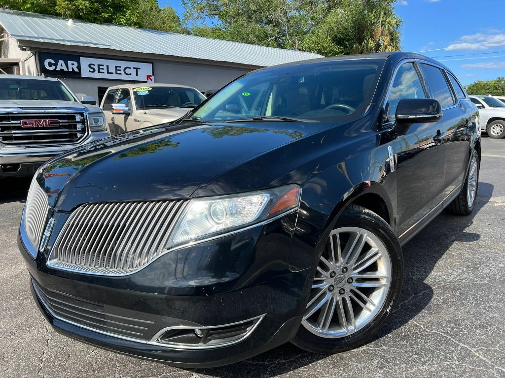 2016 LINCOLN MKT