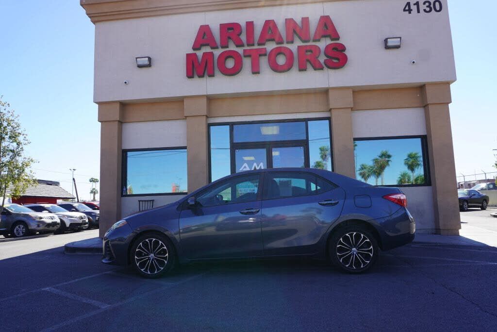 2018 TOYOTA Corolla