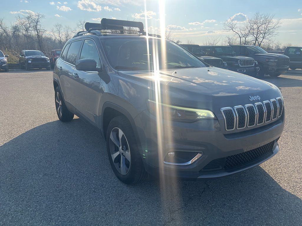 2020 JEEP Cherokee