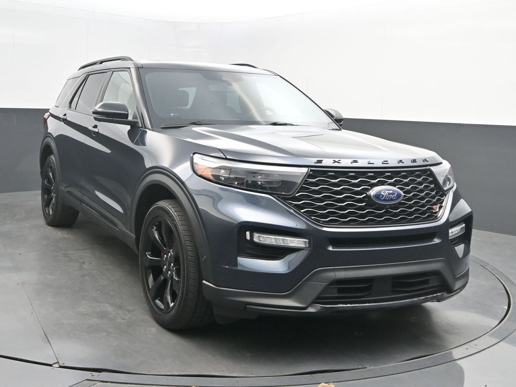 2022 FORD Explorer