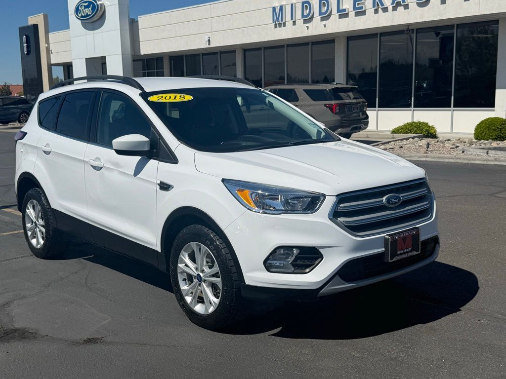 2018 FORD Escape