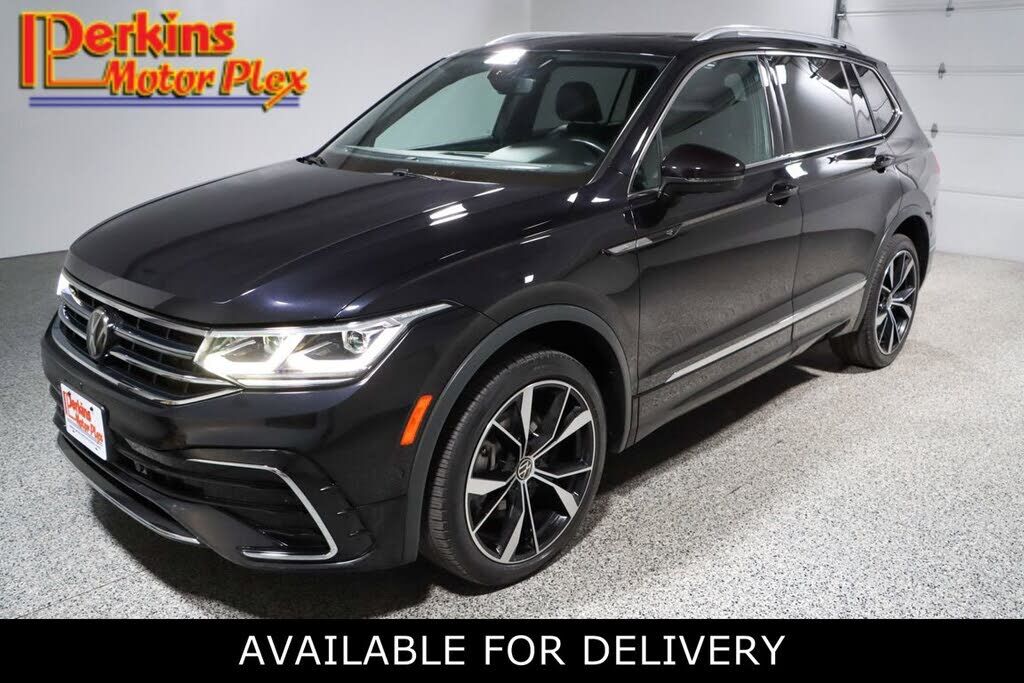 2022 VOLKSWAGEN Tiguan