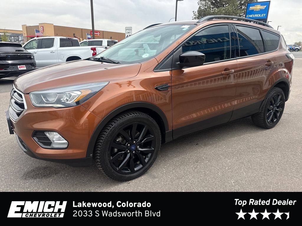 2017 FORD Escape