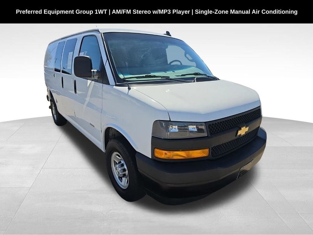2021 CHEVROLET Express