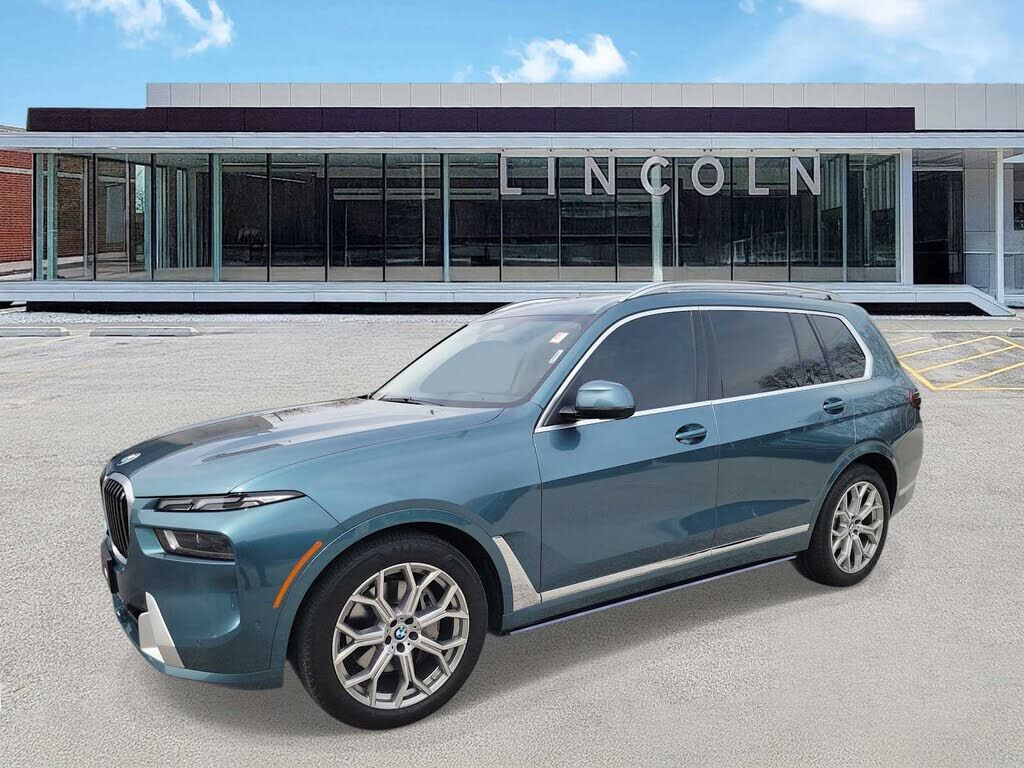 2024 BMW X7