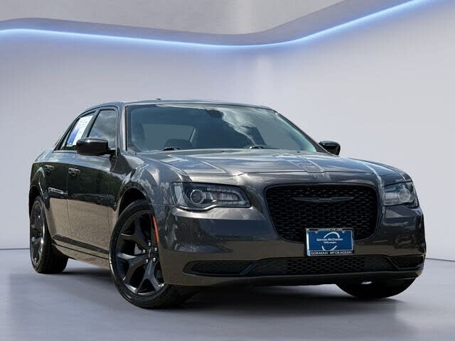 2023 CHRYSLER 300