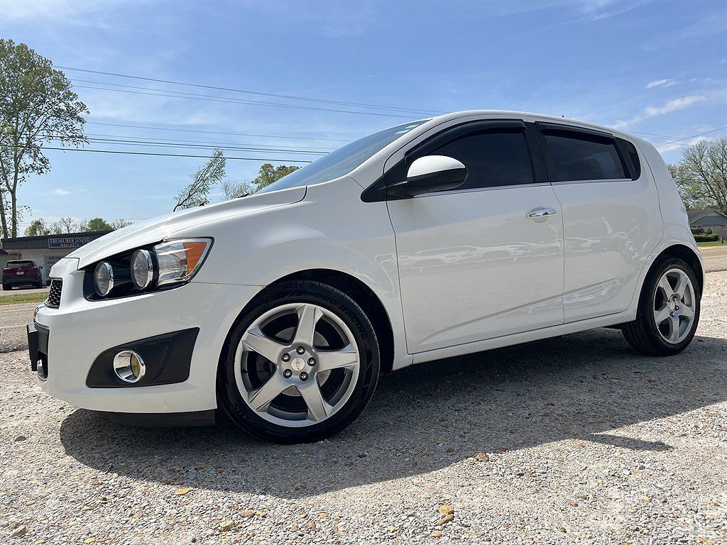 2015 CHEVROLET Sonic
