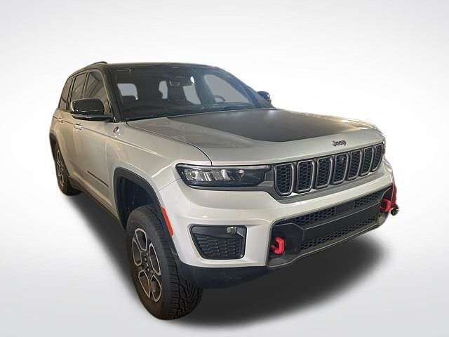 2022 JEEP Grand Cherokee