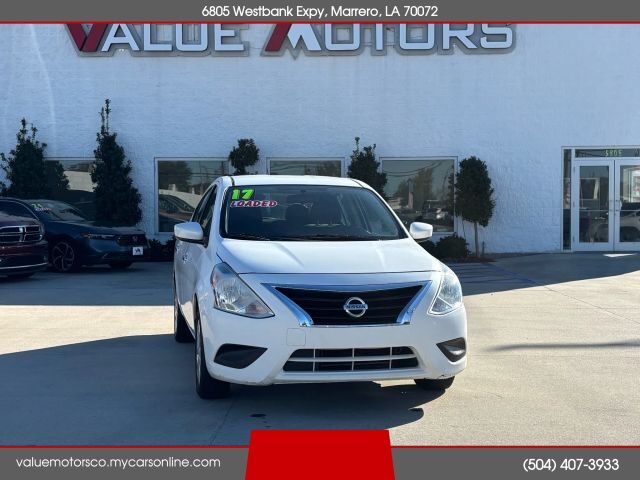 2017 NISSAN Versa