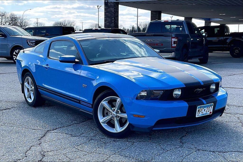 2010 FORD Mustang