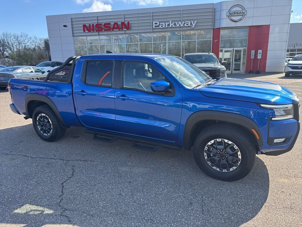 2025 NISSAN Frontier