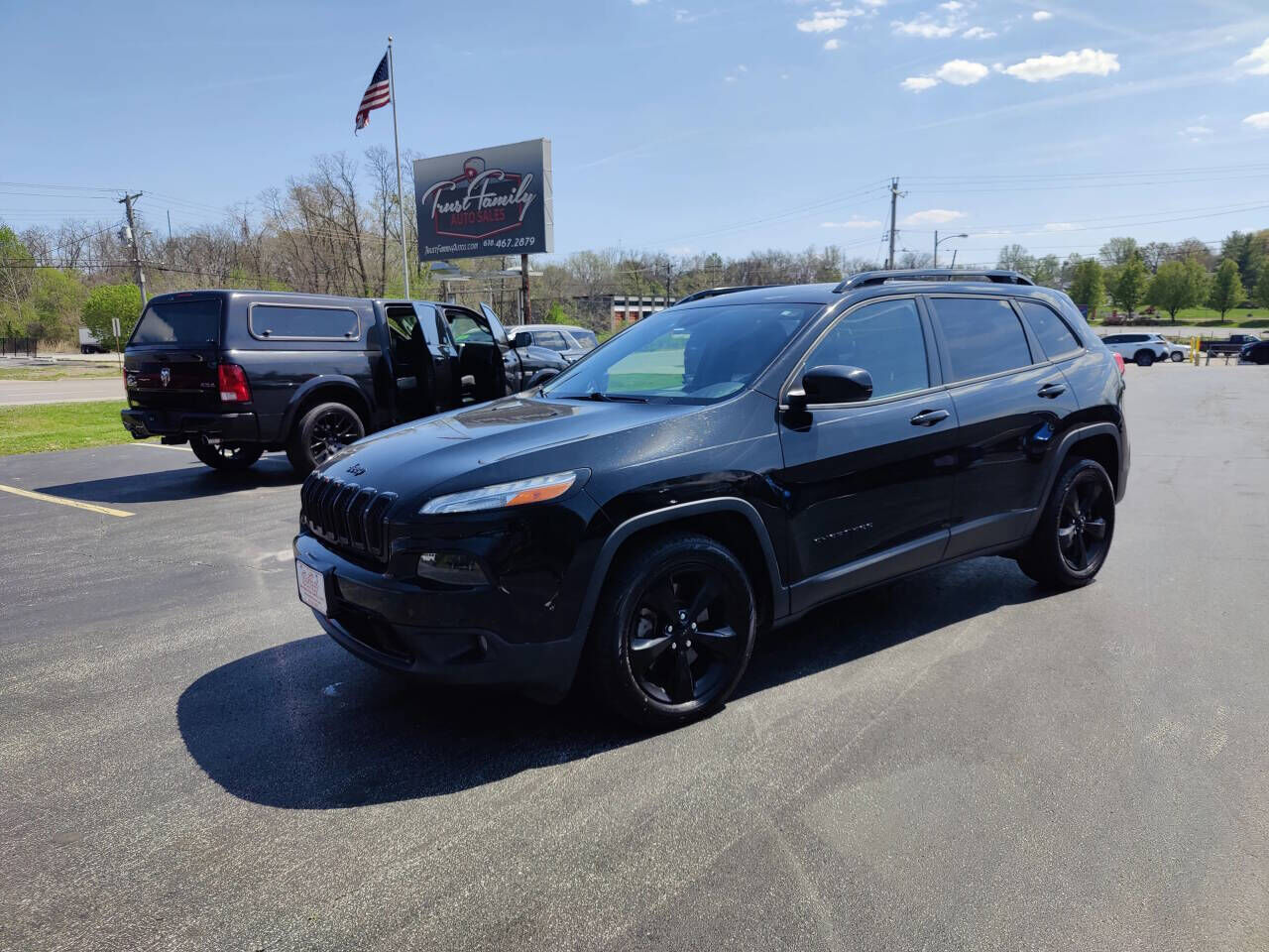 2018 JEEP Cherokee